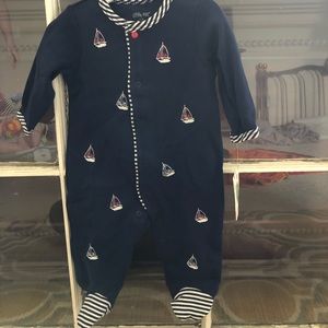 Sleep ‘n Play with striped hat